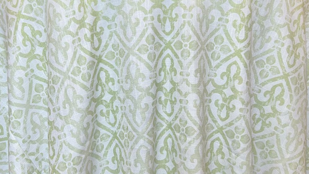 Rent our Celery Barocco Tablecloths, napkins and runners